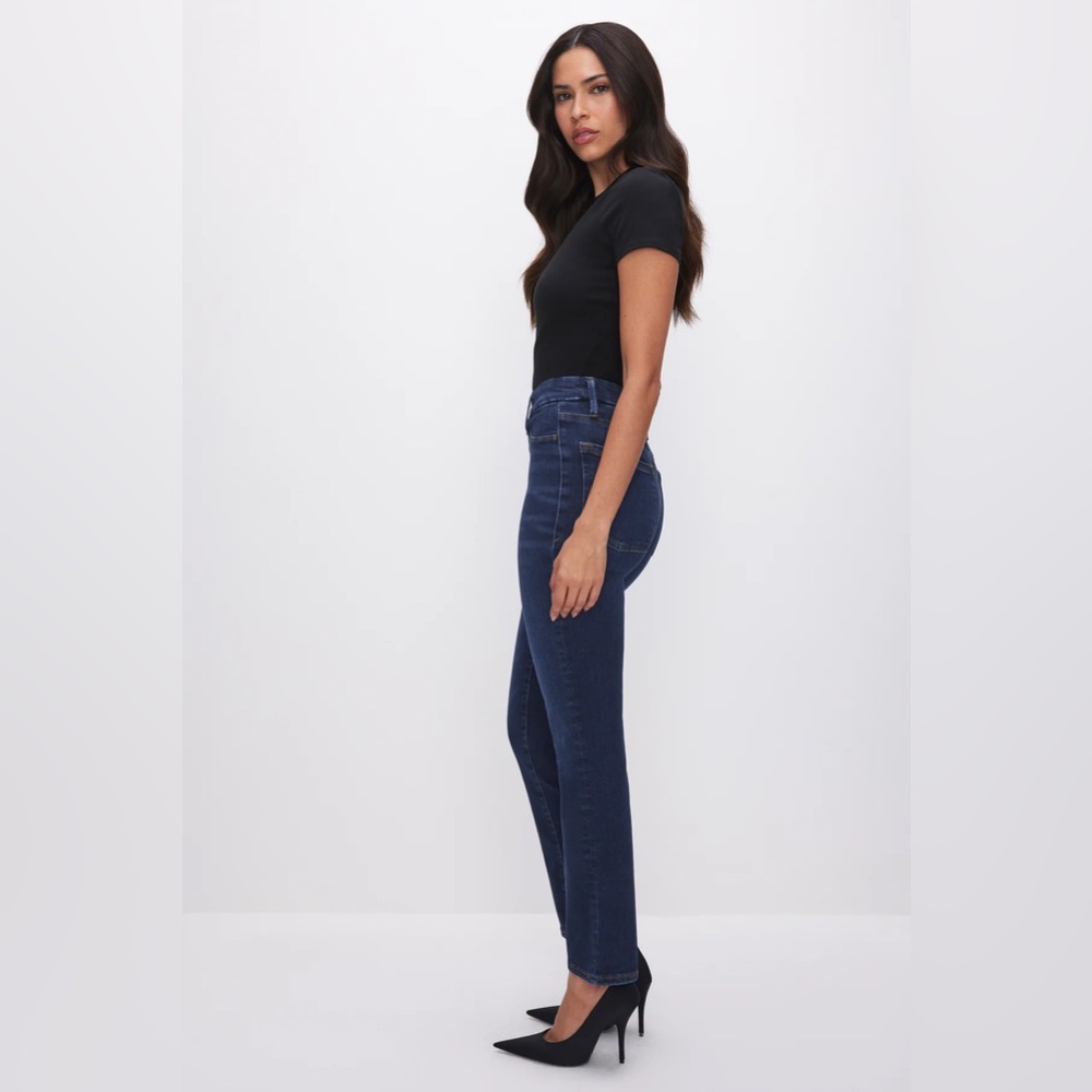 Good American POWER STRETCH PULL-ON STRAIGHT JEANS